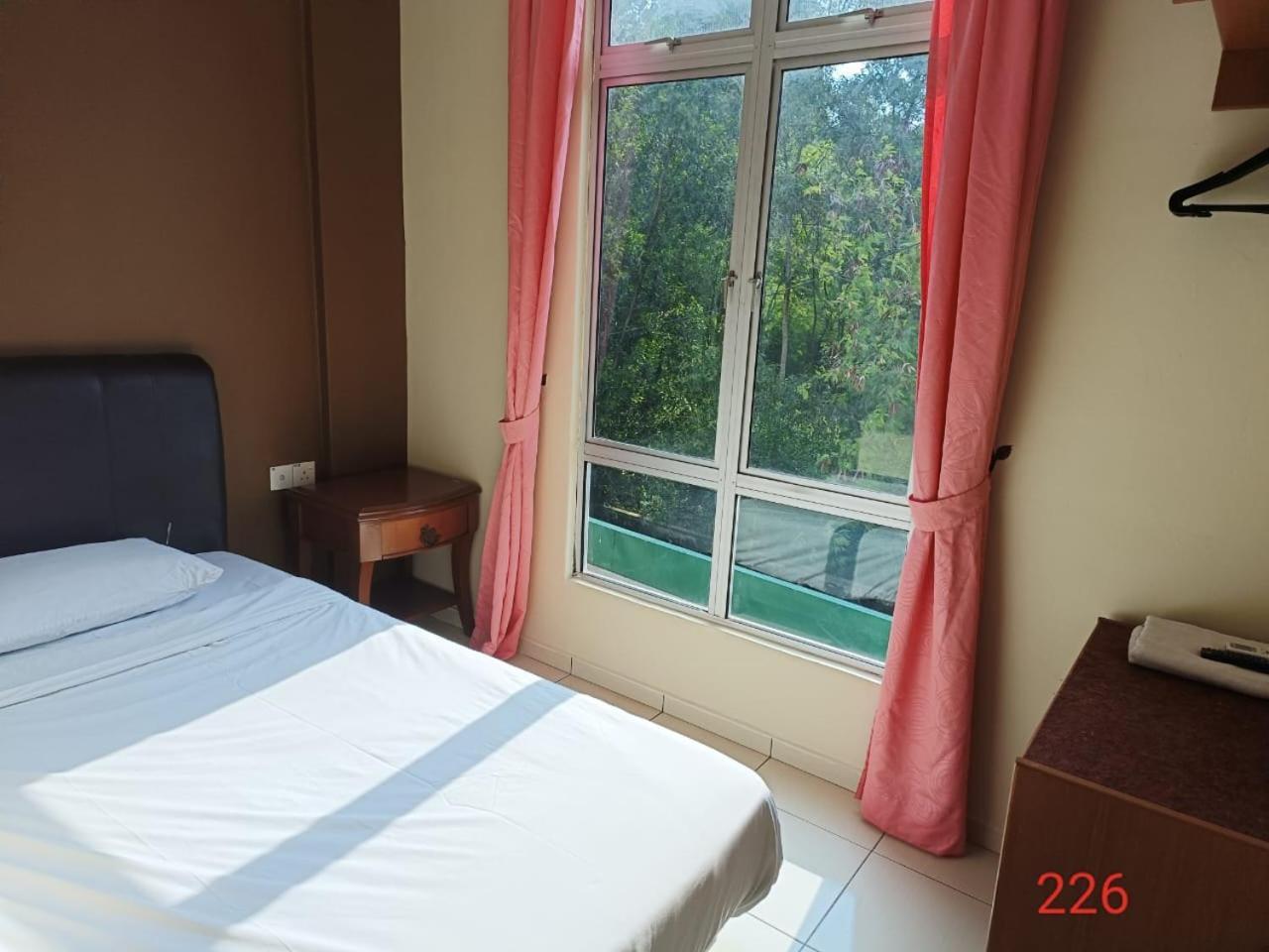 Doris Hotel 2*